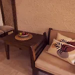 Stone Age Homestay *