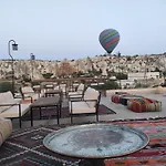 Stone Age Homestay *