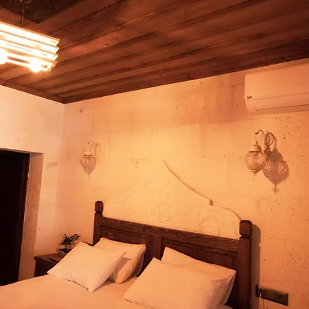 Stone Age Homestay